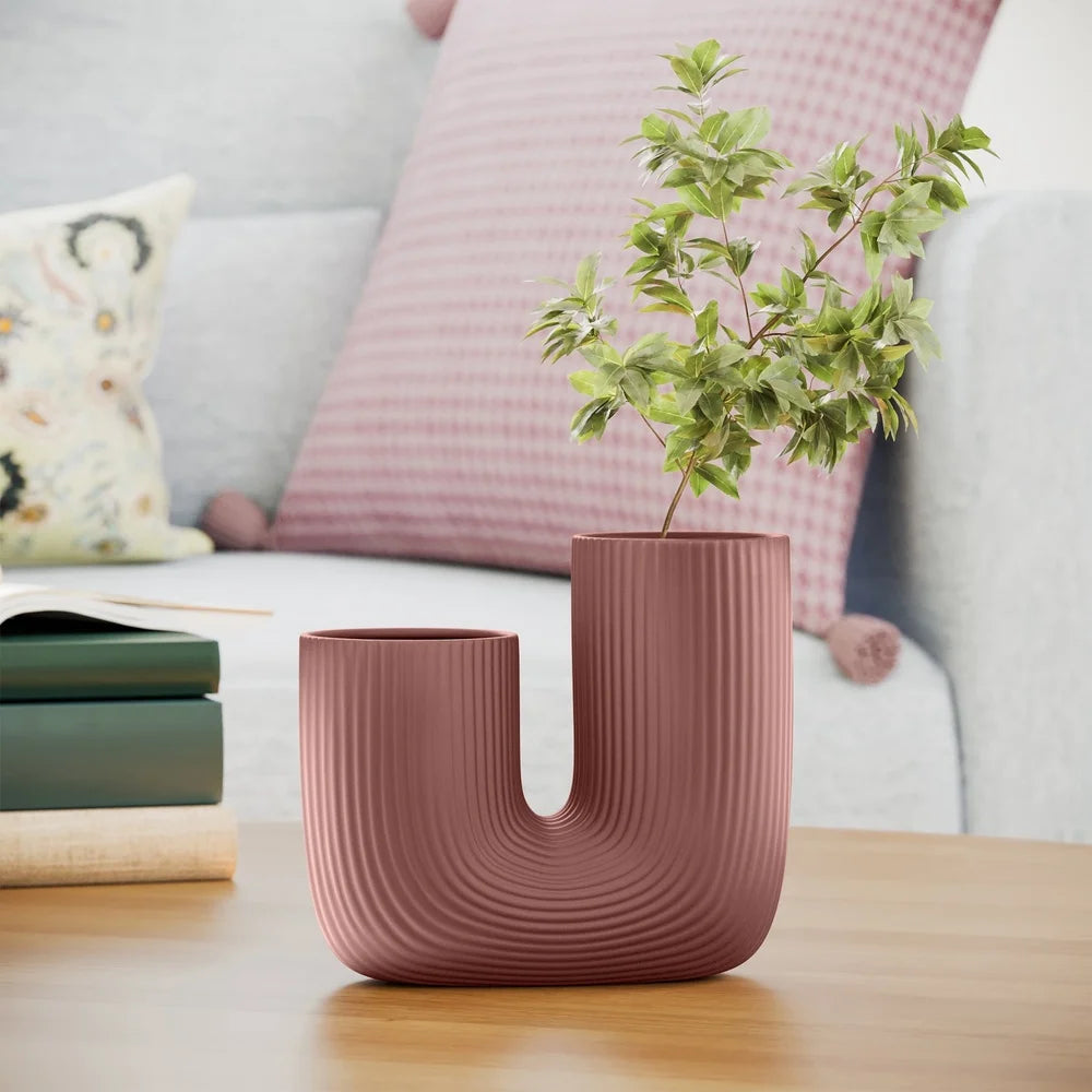 Fluted U-Shaped Ceramic Vase – Modern Decorative Accent for Home & Office